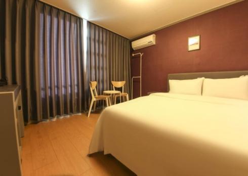 Lighthouse Beach Motel Sokcho Zewnętrze zdjęcie